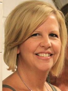 Renee Hanlon: Rustic Crafts & Chic Decor