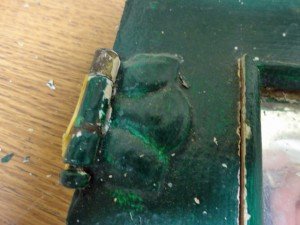 green hinge
