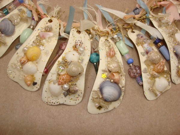 water-bottle-craft beach necklace