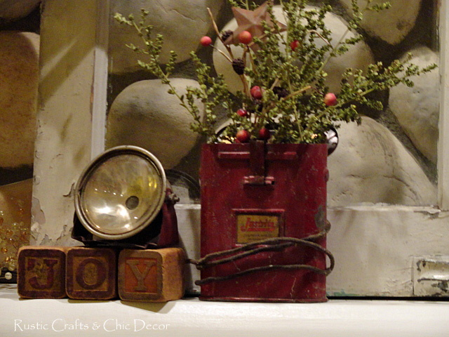 Rustic Christmas Decorating With The Old And Rusty - Rustic Crafts