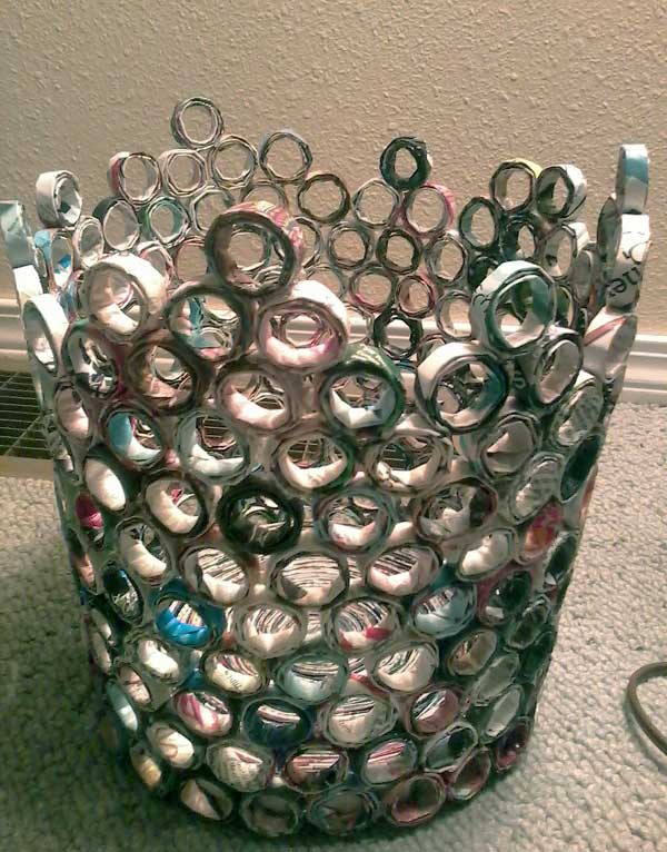 recycled paper crafts- magazine trash can