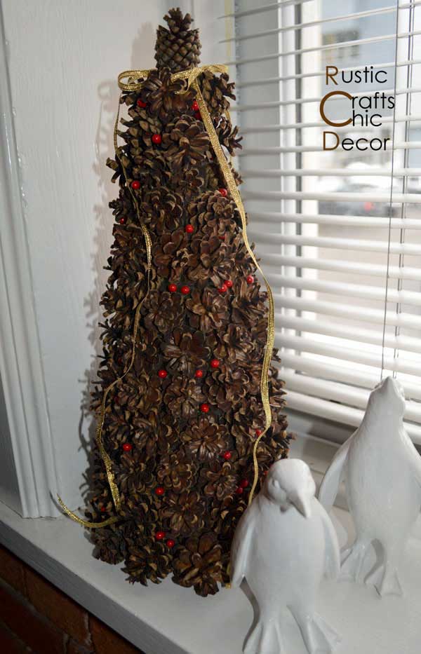 pine cone craft christmas tree