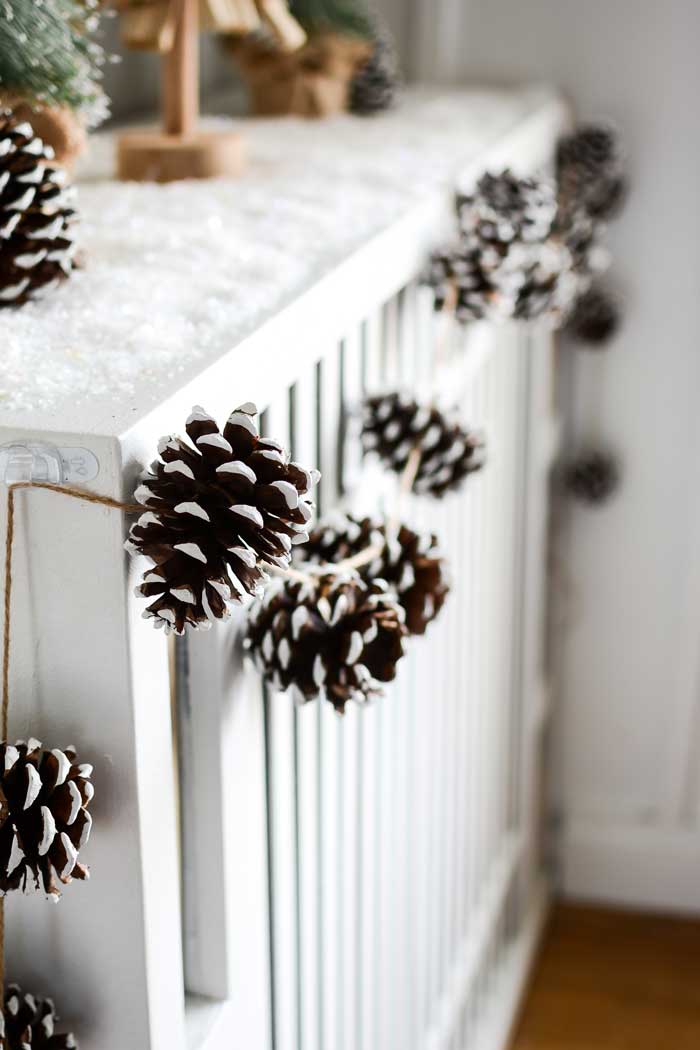 pine cone painted garland craft