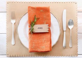 thanksgiving crafts: kraft paper placemat