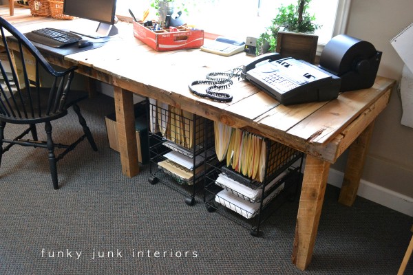 pallet desk designs - long and rustic pallet desk