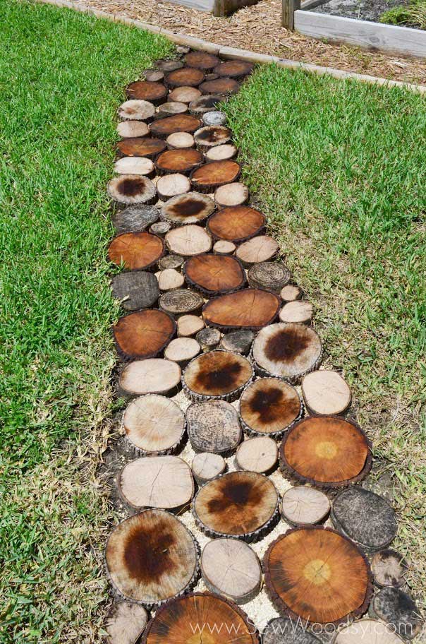 rustic outdoor decor ideas - create a natural log pathway