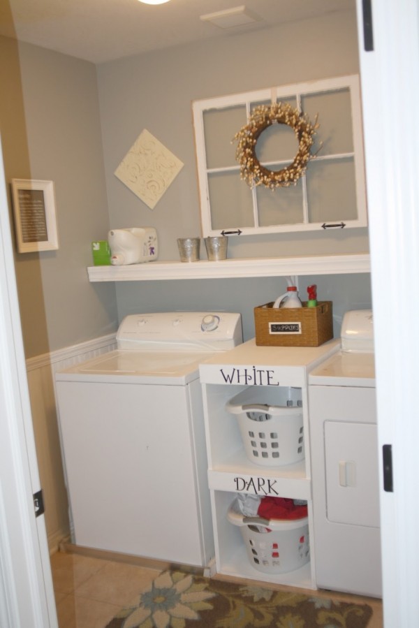 ideas for decorating a laundry room