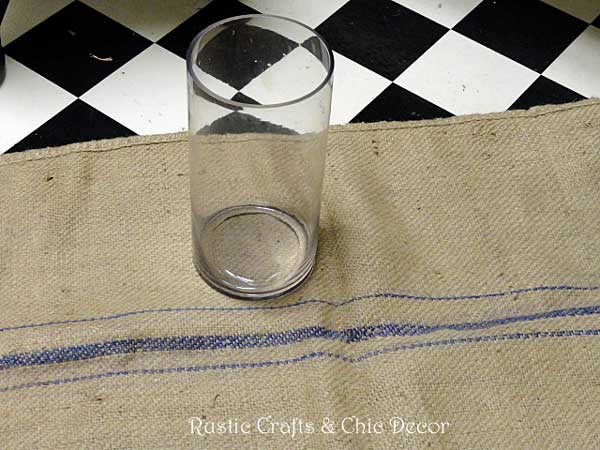 how to make a grain sack vase by rustic-crafts.com