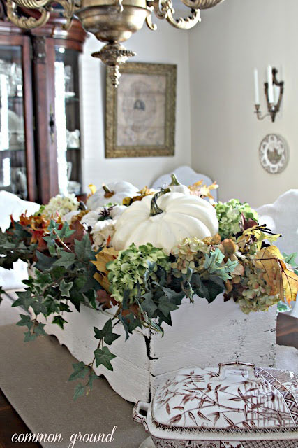 thanksgiving table decoration