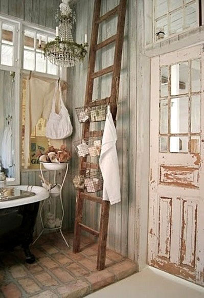 rustic chic bathroom