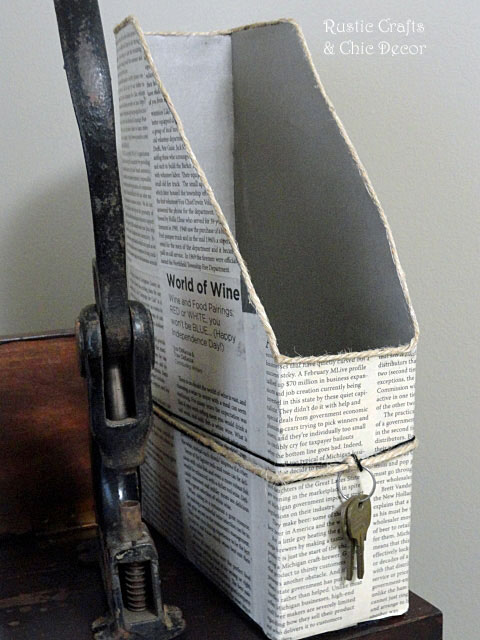 cereal box paper holder by rustic-crafts.com