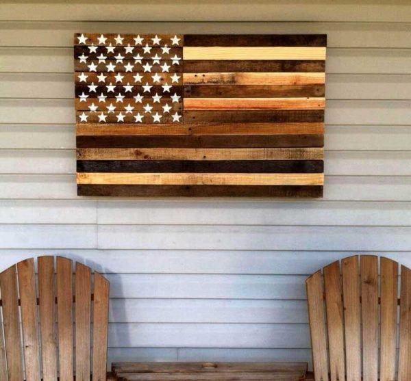 American Flag Crafts To Decorate Your Home - Rustic Crafts & DIY