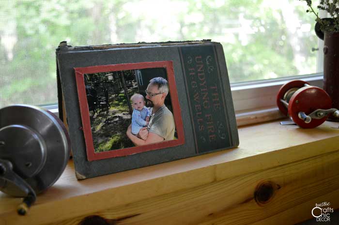 DIY book picture frame
