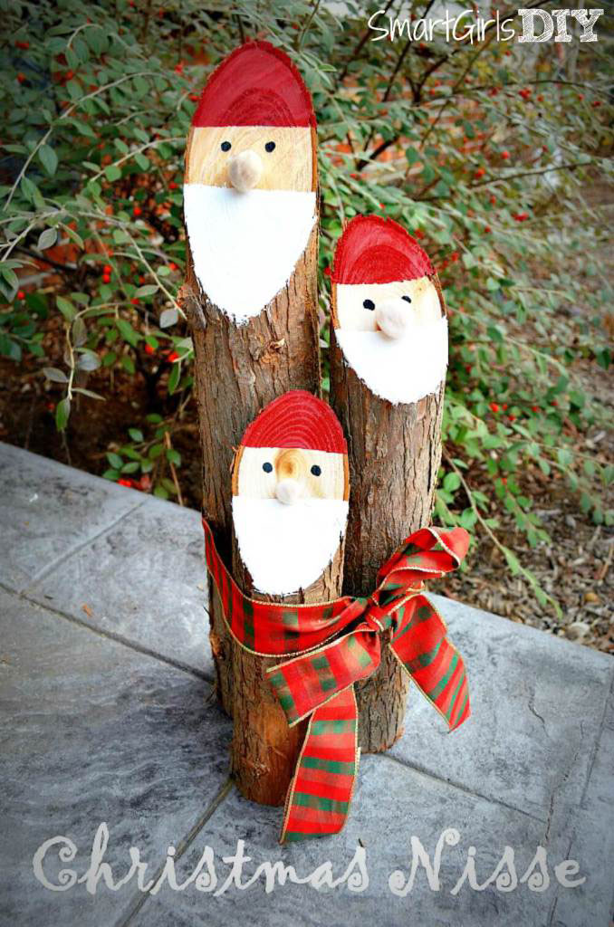 DIY Outdoor Christmas Decorations  Rustic Crafts & DIY