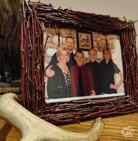 Twig Frame Rustic Home Decor - Easy Peasy Creative Ideas