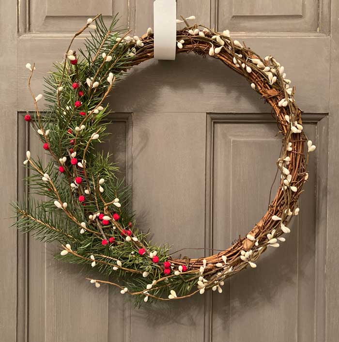 How To Decorate A Grapevine Wreath - Rustic Crafts & Diy