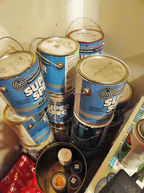 how to store leftover paint