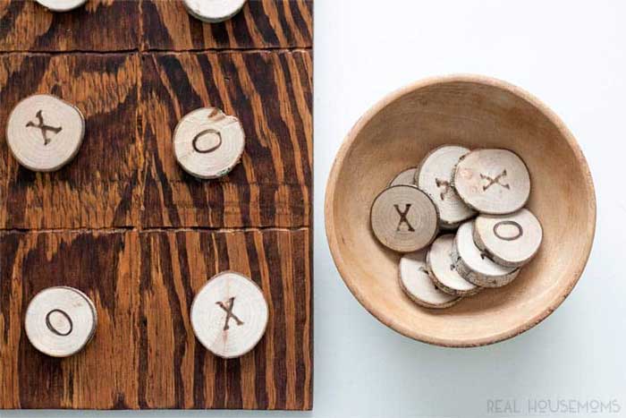 wood slice tic tac toe diy