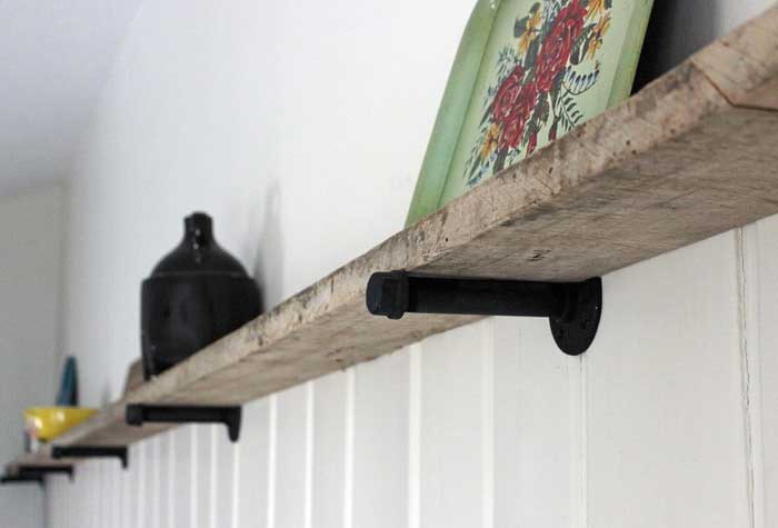 diy barnwood shelf