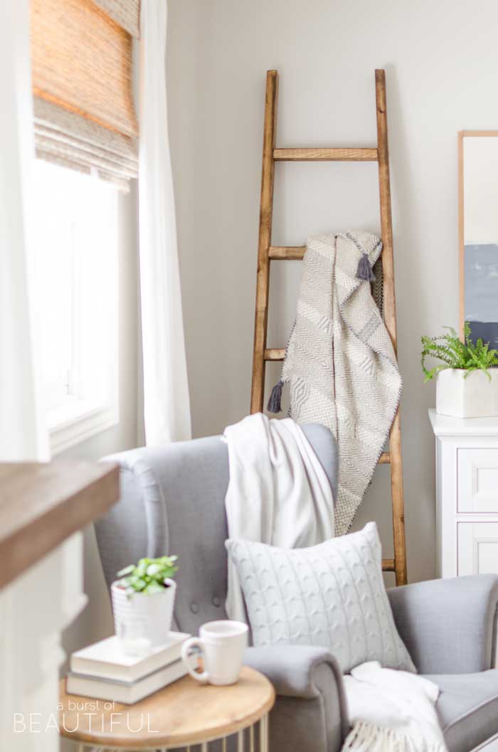 diy farmhouse ladder decor