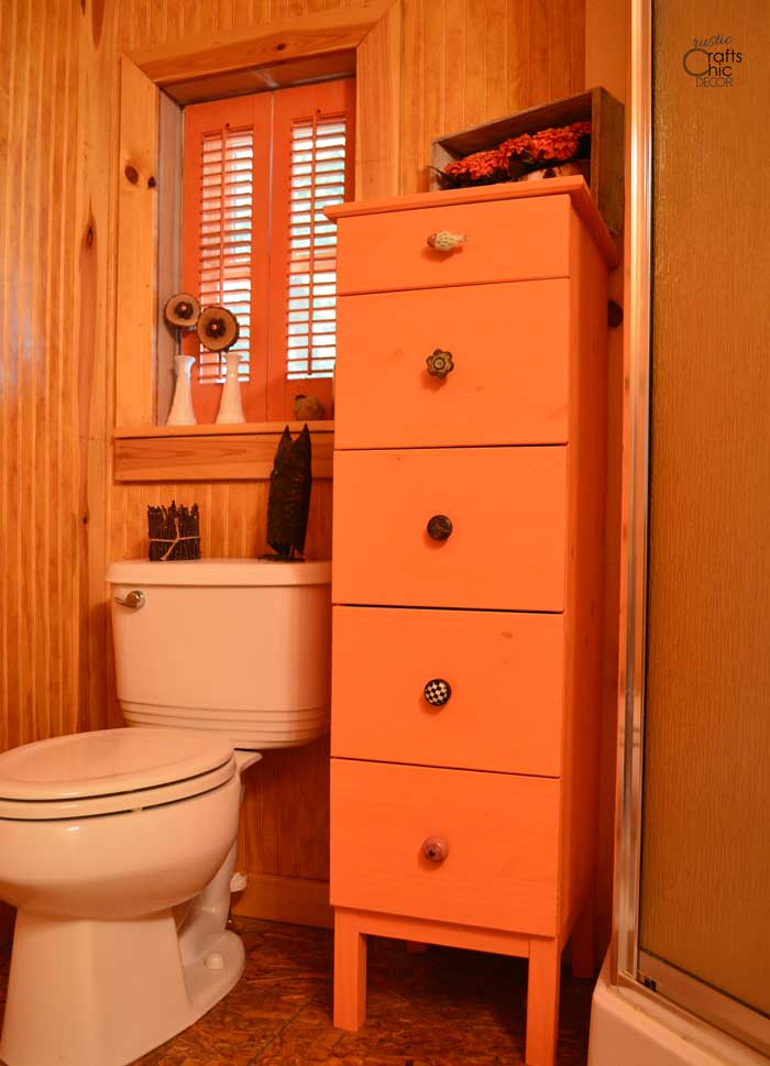 orange cabin bathroom decor