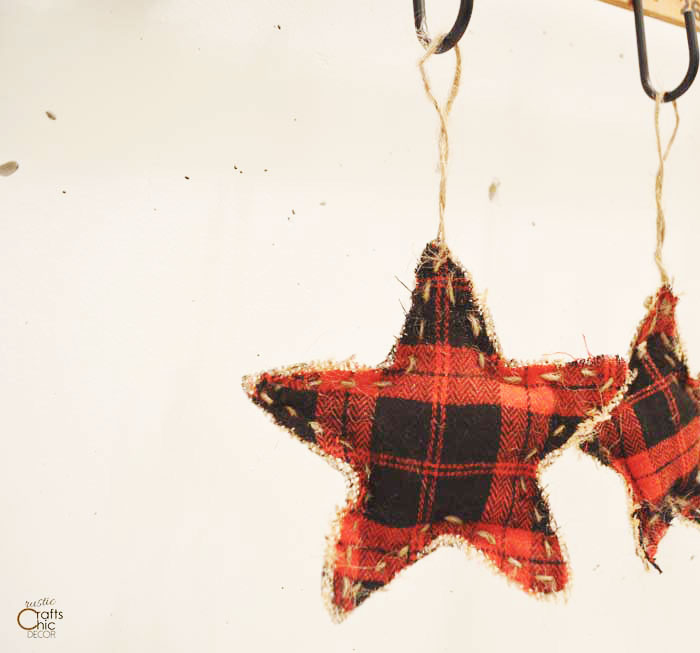 DIY fabric star Christmas ornaments