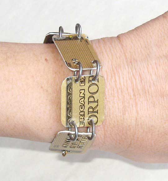 recycle credit cards into a bracelet