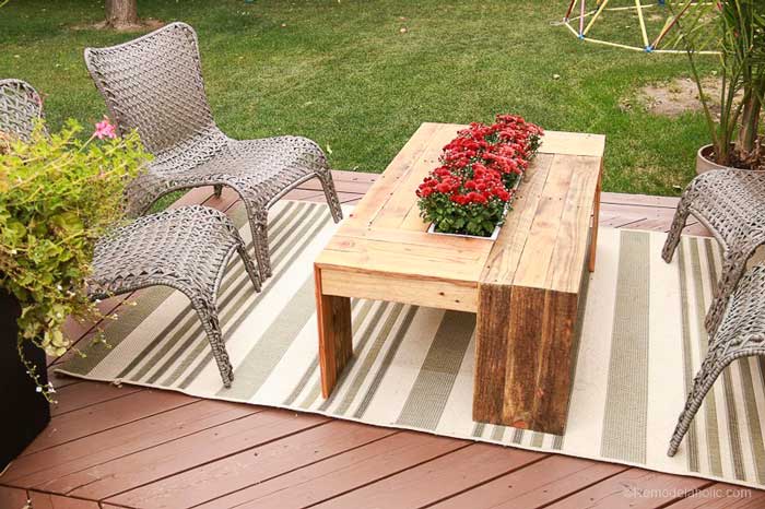 rustic pallet wood coffee table