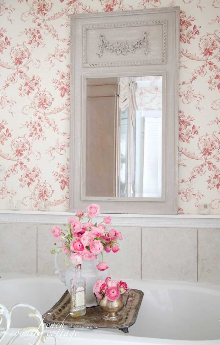 floral shabby chic bathroom