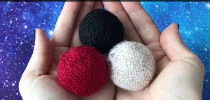 knitted balls