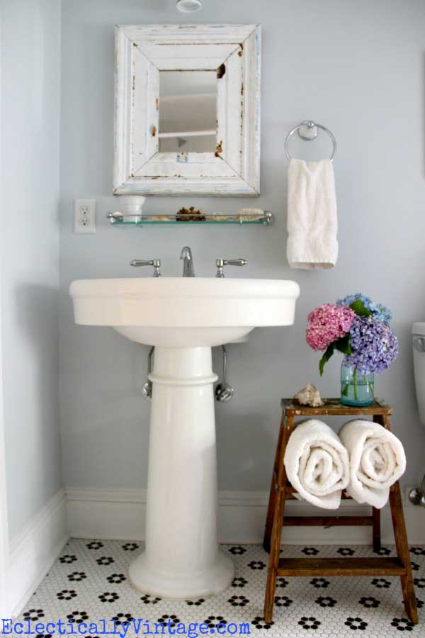 shabby chic bathroom decor