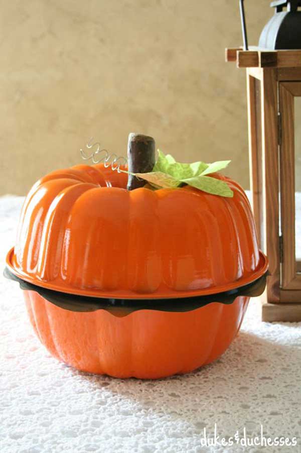 bundt pan pumpkin craft