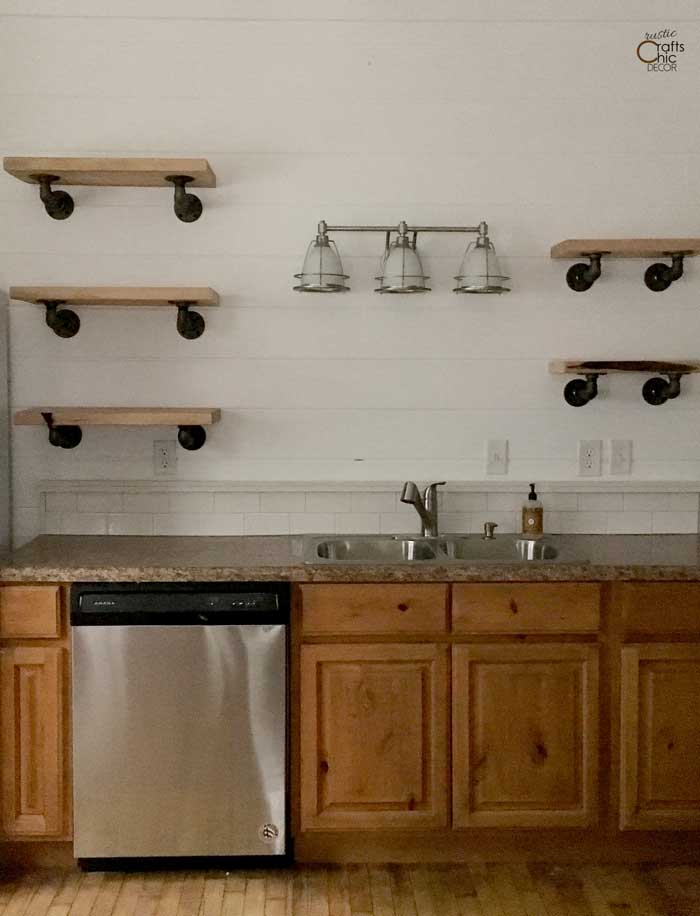 How To Organize A Small Kitchen - Rustic Crafts & DIY