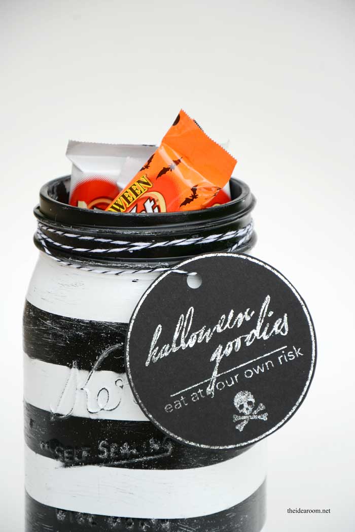 black and white mason jar treats