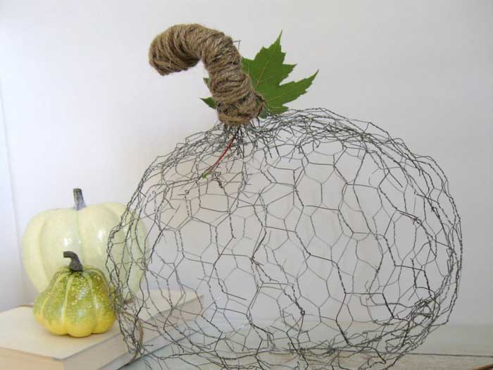 chicken wire pumpkin