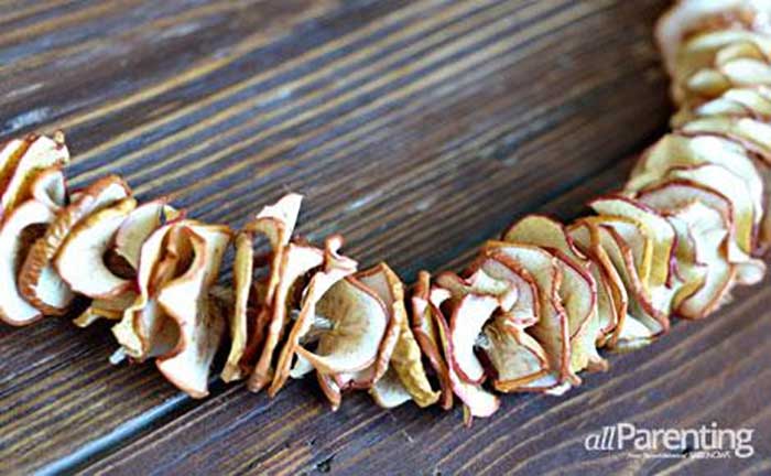 dried apple garland