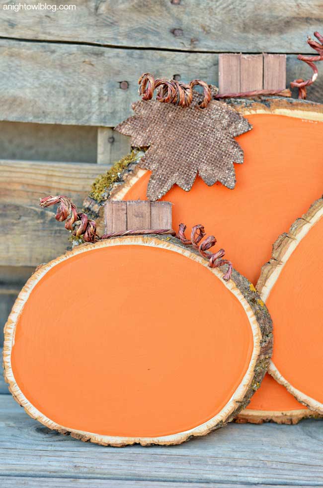 painted wood slice pumpkins