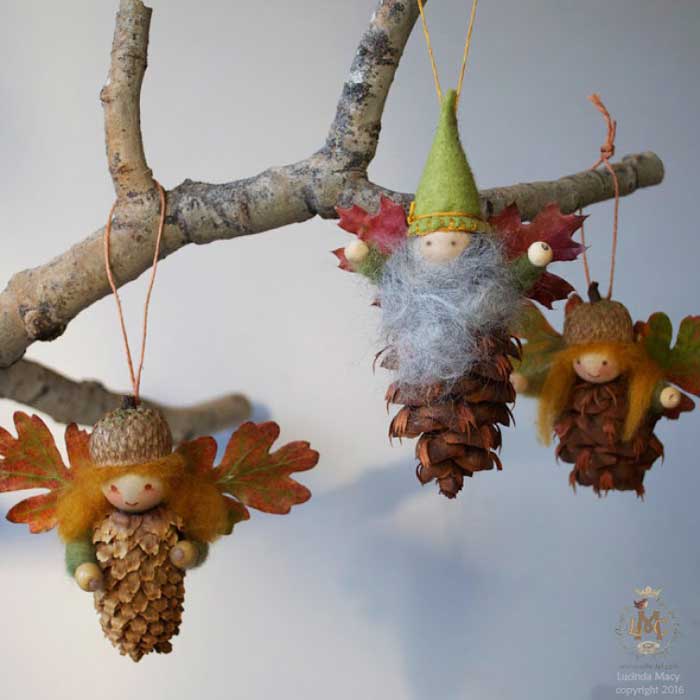 Pinecone Ornaments To Make - Rustic Crafts & DIY