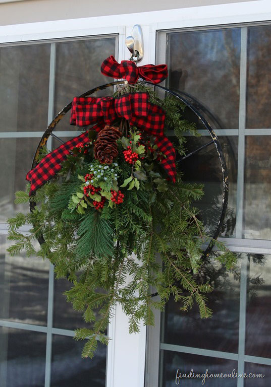 vintage wheel christmas wreath