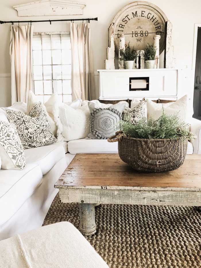 rustic coffee table greenery