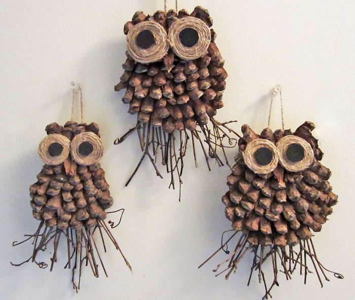 pine cone owl craft