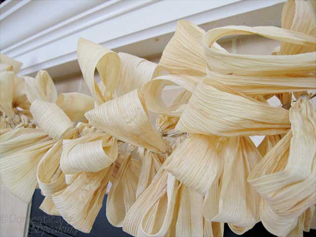 corn husk garland