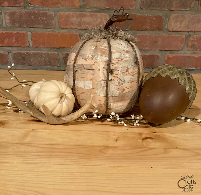 antler and acorn thanksgiving centerpiece