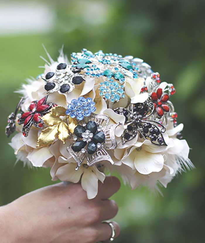 upcycled vintage brooch bouquet
