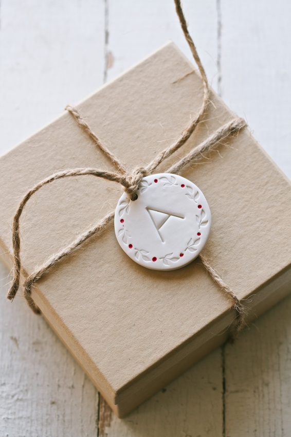 diy clay gift tag