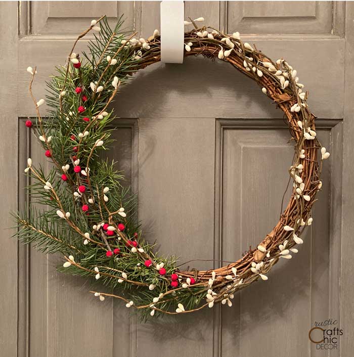 How To Decorate A Grapevine Wreath - Rustic Crafts & DIY