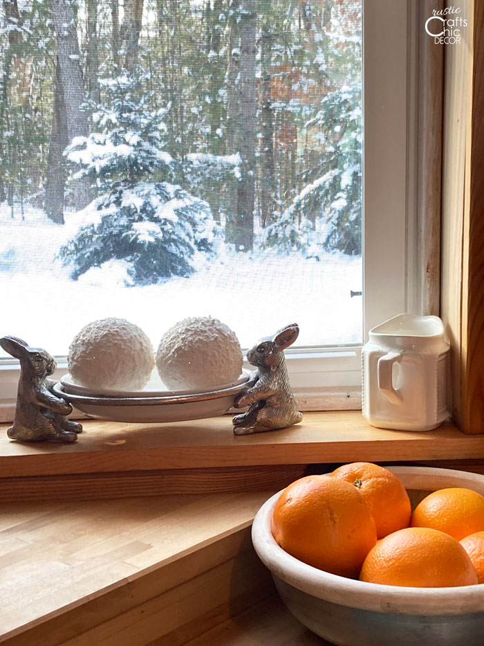 winter diy decorative snowballs