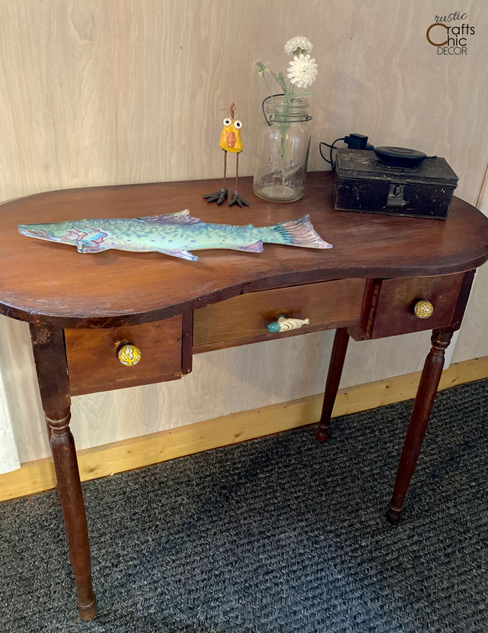 rustic entryway table decor