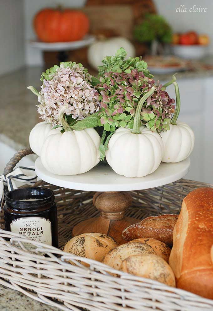 bread basket centerpiece combo