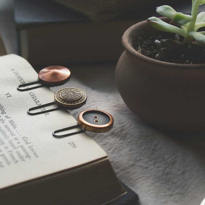 vintage button bookmarks